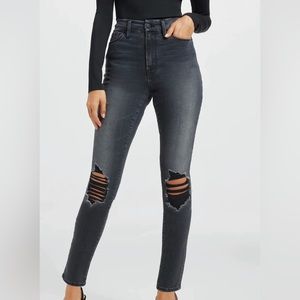 Good American always fits skinny jeans black